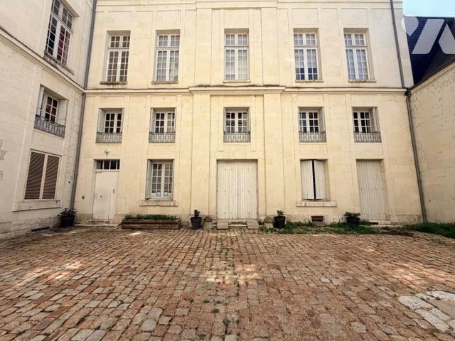Appartement 2 pièces 74 m² · à Saumur · 74 m² · 163 000 €