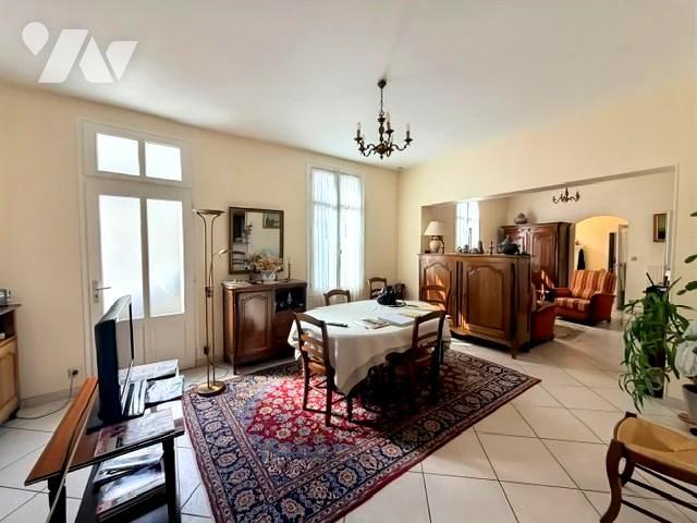 Maison 7 pièces 203 m² · à Saumur · 203 m² · 400 000 €