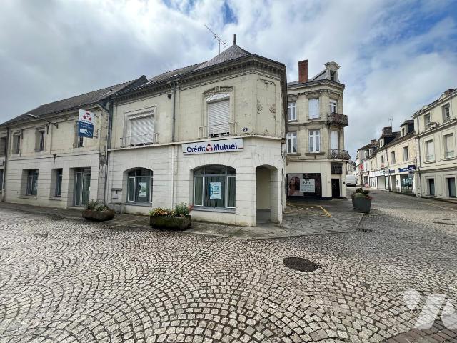 Maison 4 pièces 111 m² · à Longué-Jumelles · 111 m² · 100 000 €