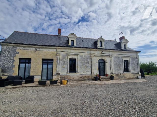 Maison 7 pièces 219 m² · à Loire-Authion · 219 m² · 420 000 €