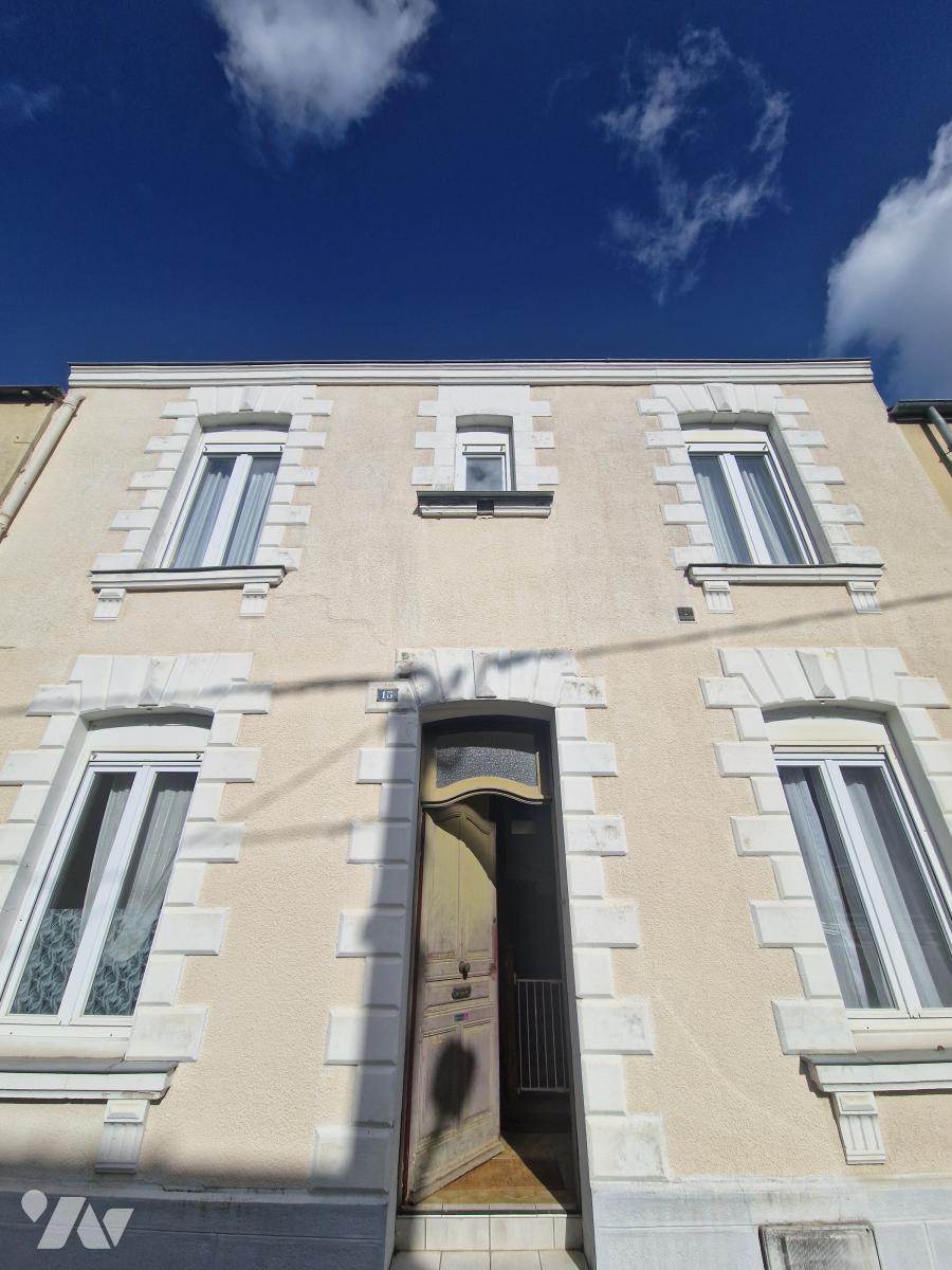 Maison 6 pièces 120 m² · à Angers · 120 m² · 360 000 €