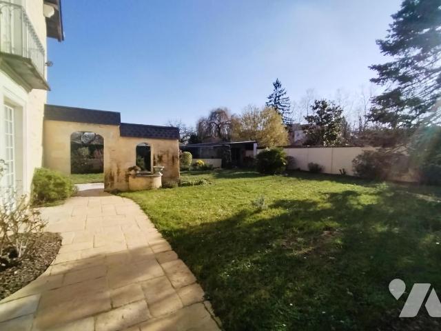 Maison 7 pièces 202 m² · à Angers · 202 m² · 750 000 €