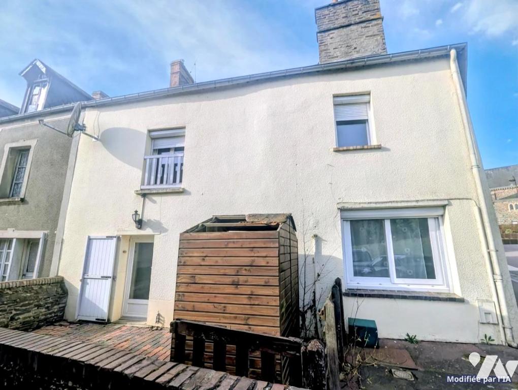 Maison 6 pièces 133 m² · à Condé-sur-Vire · 133 m² · 84 620 €