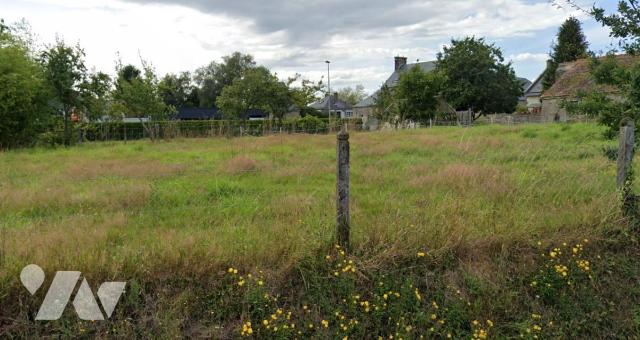 Terrain 792 m² · à Saint-Hilaire-du-Harcouët · 792 m² · 13 500 €