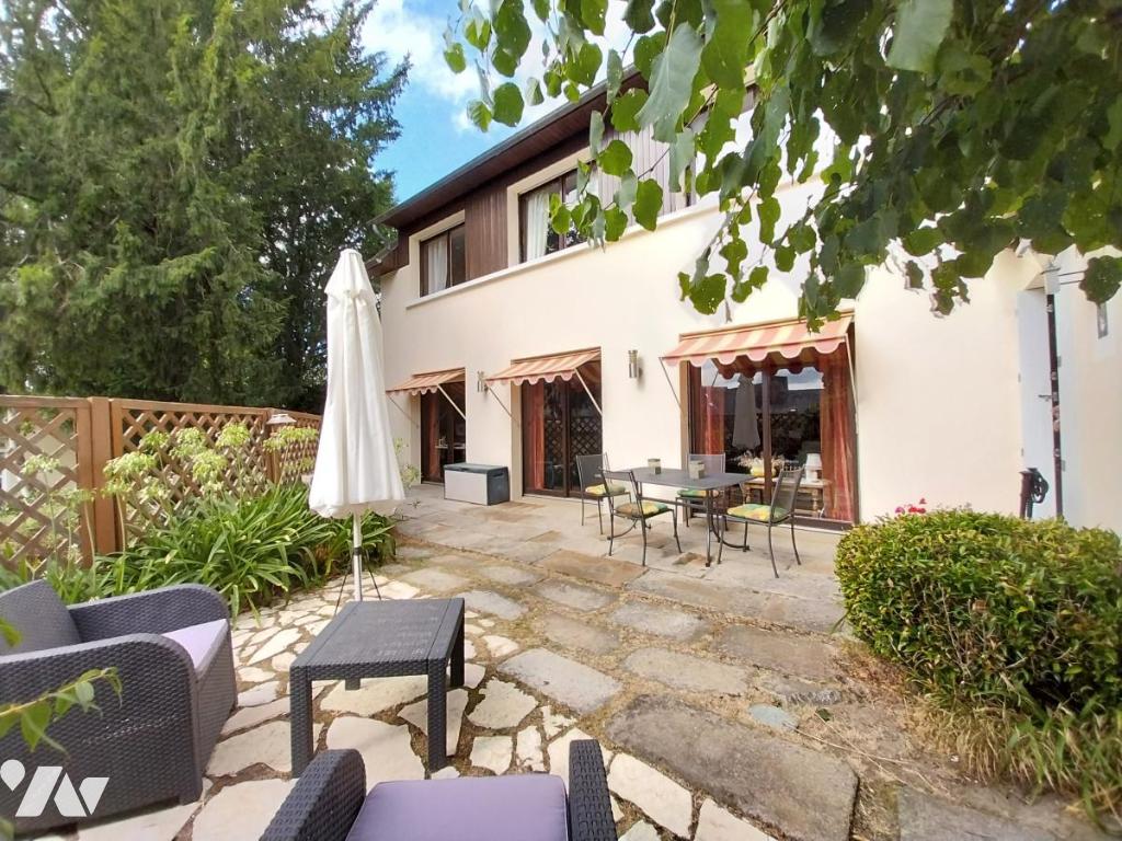 Maison 7 pièces 135 m² · à Pontorson · 135 m² · 245 000 €