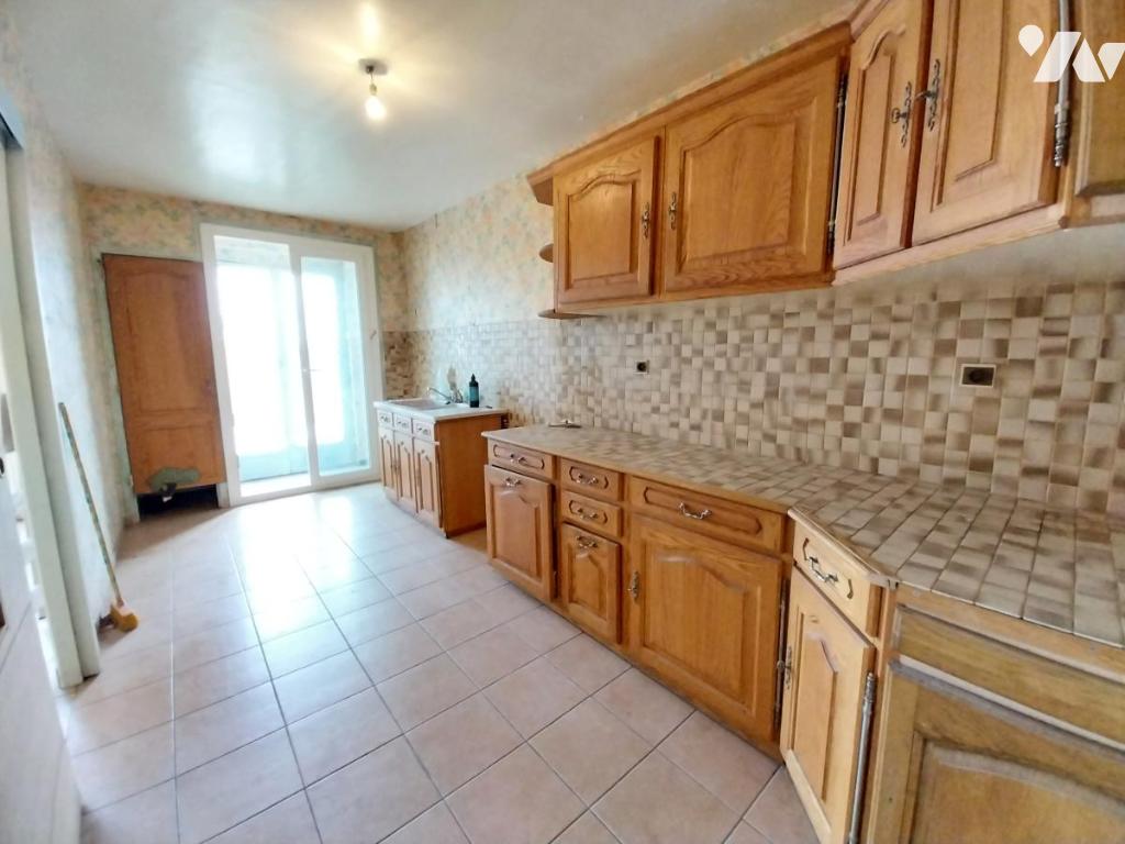 Appartement 4 pièces 78 m² · à Pontorson · 77,6 m² · 82 500 €