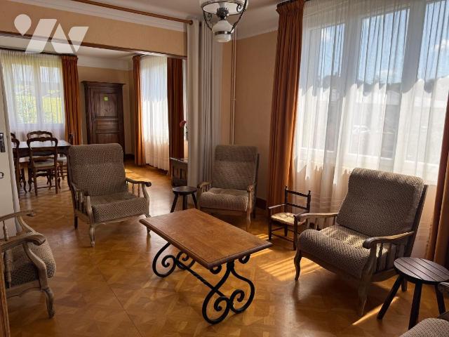 Maison 9 pièces 228 m² · à Mortain-Bocage · 228 m² · 129 488 €