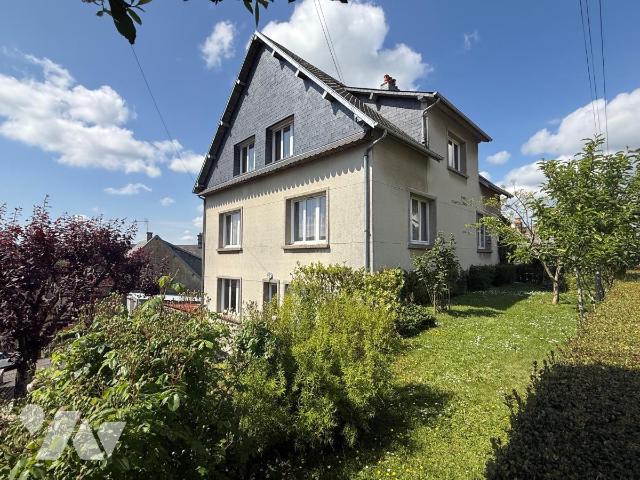 Maison 9 pièces 228 m² · à Mortain-Bocage · 228 m² · 148 460 €