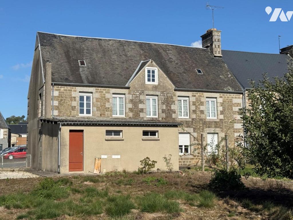 Maison 7 pièces 210 m² · à Percy-en-Normandie · 210 m² · 127 380 €