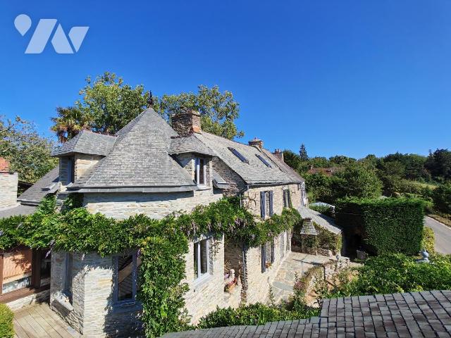 Maison 9 pièces 258 m² · à Cherbourg-en-Cotentin · 258 m² · 560 000 €
