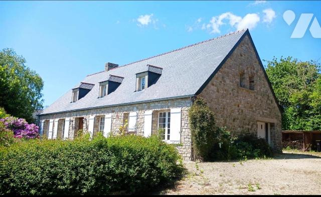 Maison 8 pièces 206 m² · à Quettehou · 206 m² · 420 100 €