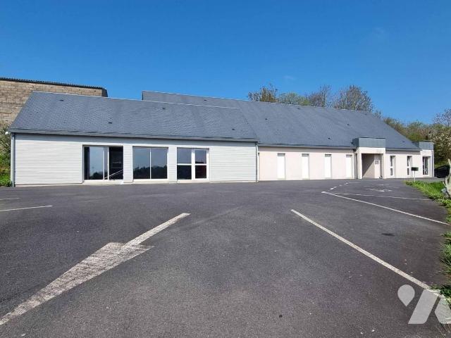 Lac Coutances · 425 m² · 650 000 €