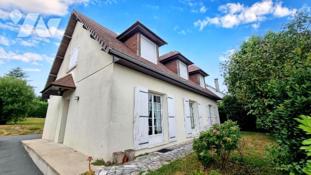 Maison 6 pièces 135 m² · à Coutances · 135 m² · 210 000 €