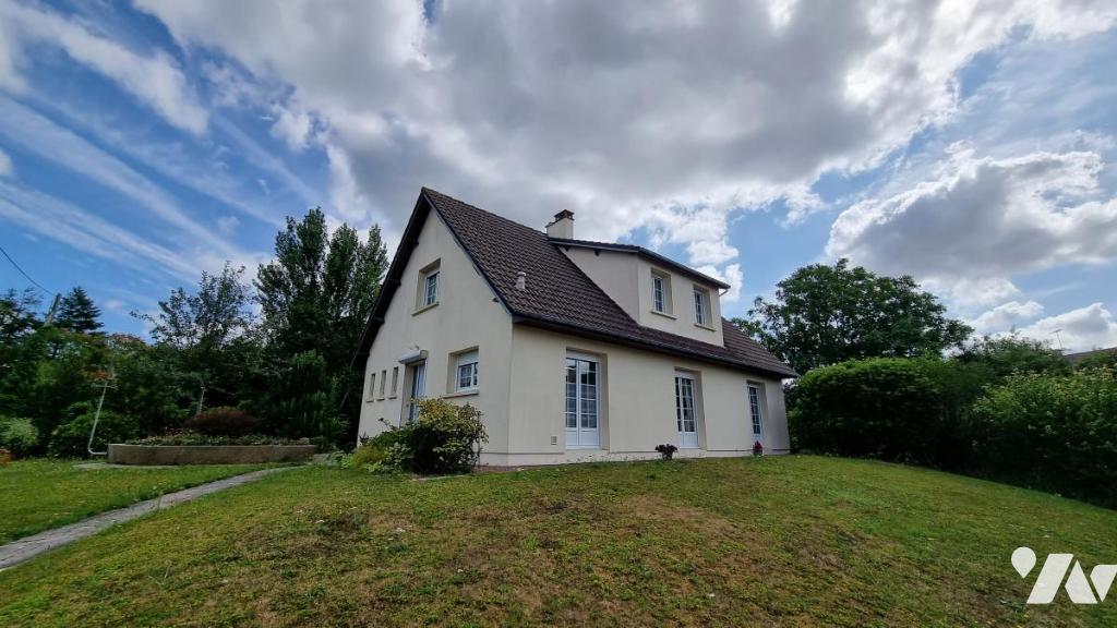 Maison 8 pièces 145 m² · à Marigny-le-Lozon · 145 m² · 250 000 €