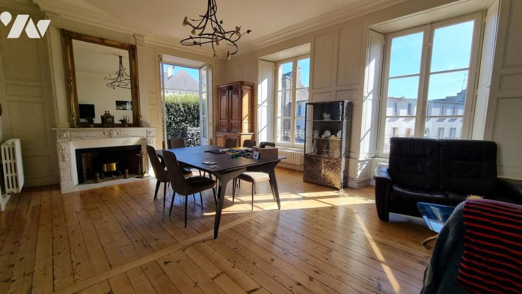 Appartement 10 pièces 252 m² · à Coutances · 252 m² · 1 100 000 €