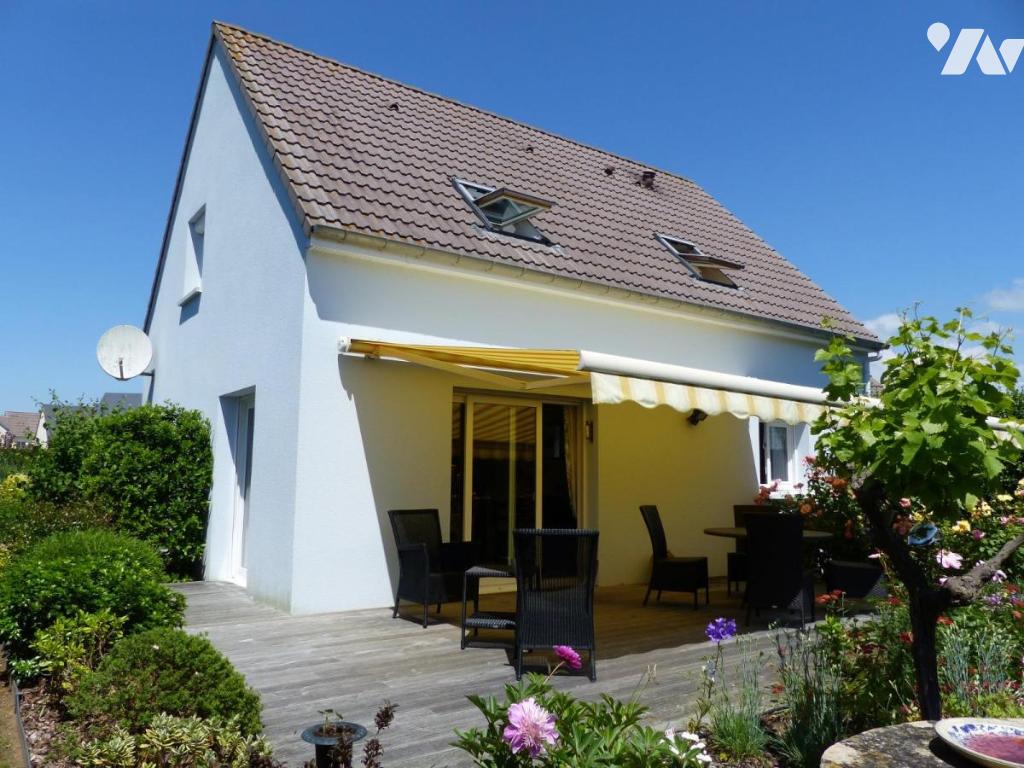 Maison 6 pièces 108 m² · à Gouville-sur-Mer · 108 m² · 310 000 €