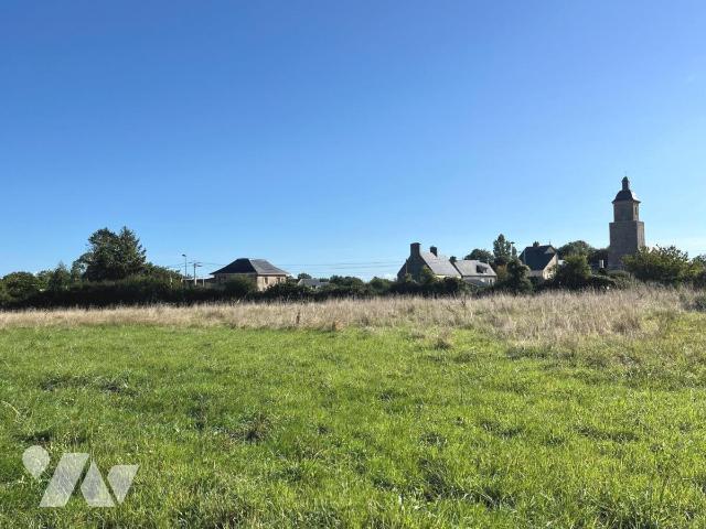 Terrain 717 m² · à Quettreville-sur-Sienne · 717 m² · 46 500 €