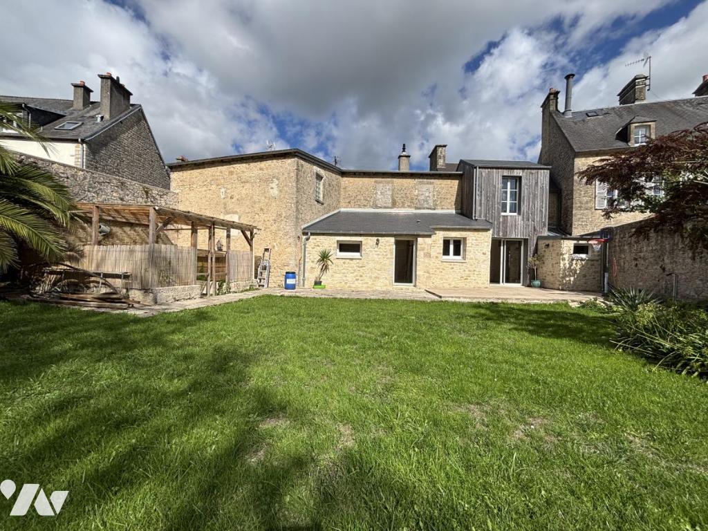 Maison 6 pièces 105 m² · à Valognes · 105 m² · 370 000 €