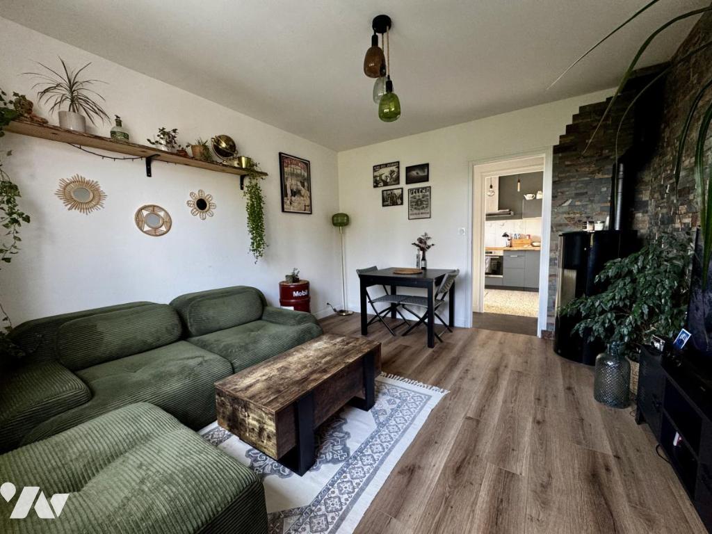 Maison 80 m² · à Bricquebec-en-Cotentin · 79,7 m² · 900 €/mois
