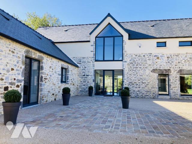 Maison 20 pièces 613 m² · à Port-Bail-sur-Mer · 613 m² · 2 150 000 €
