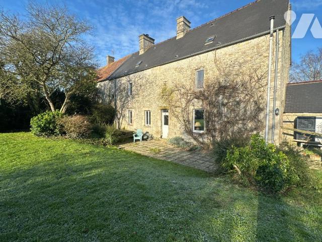 Maison 305m² — Audouville-la-Hubert