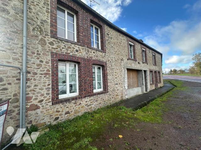 Maison 300m² — Saint-Sébastien-de-Raids