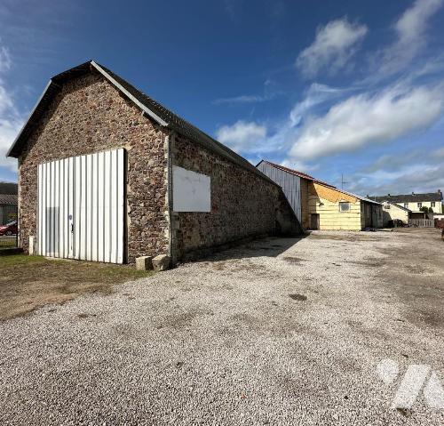 Lac Éroudeville · 135 m² · 600 €