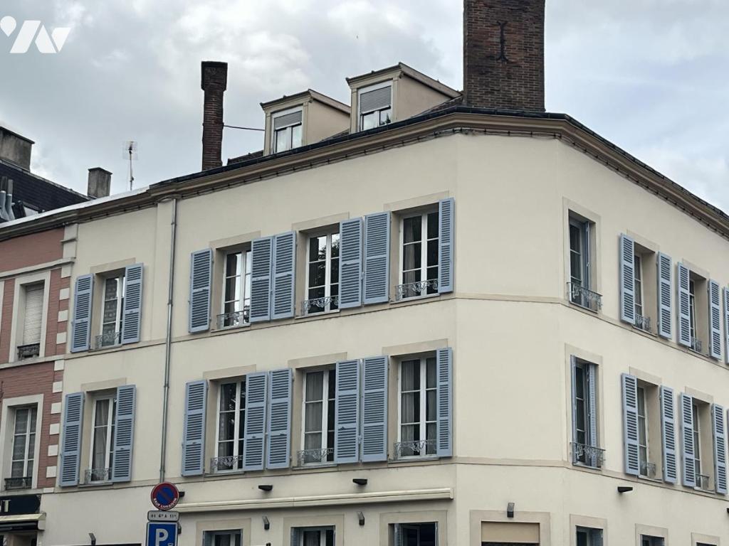Immeuble 700m² — Épernay