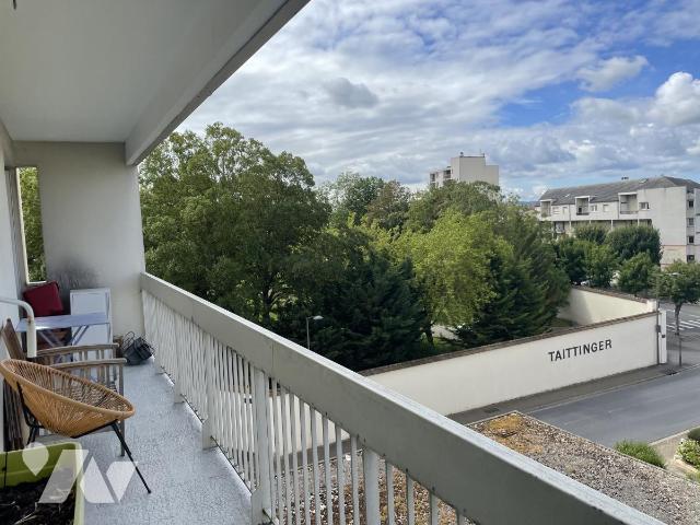 Appartement 4 pièces 82 m² · à Reims · 81,8 m² · 230 000 €