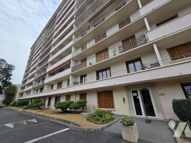 Appartement 4 pièces 90 m² · à Reims · 90,3 m² · 178 000 €