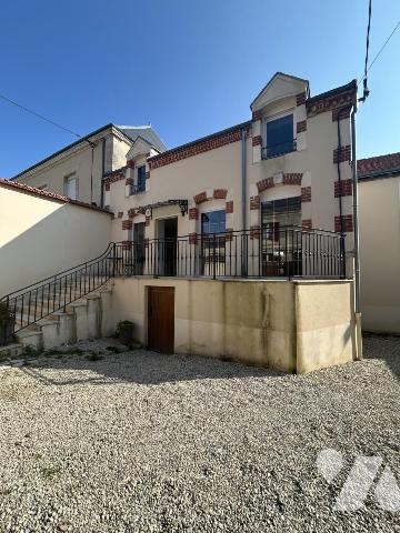 Maison 250m² — Ville-Dommange