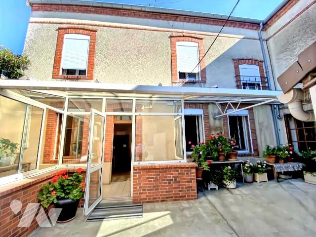 Maison 6 pièces 146 m² · à Pouillon · 146 m² · 273 900 €