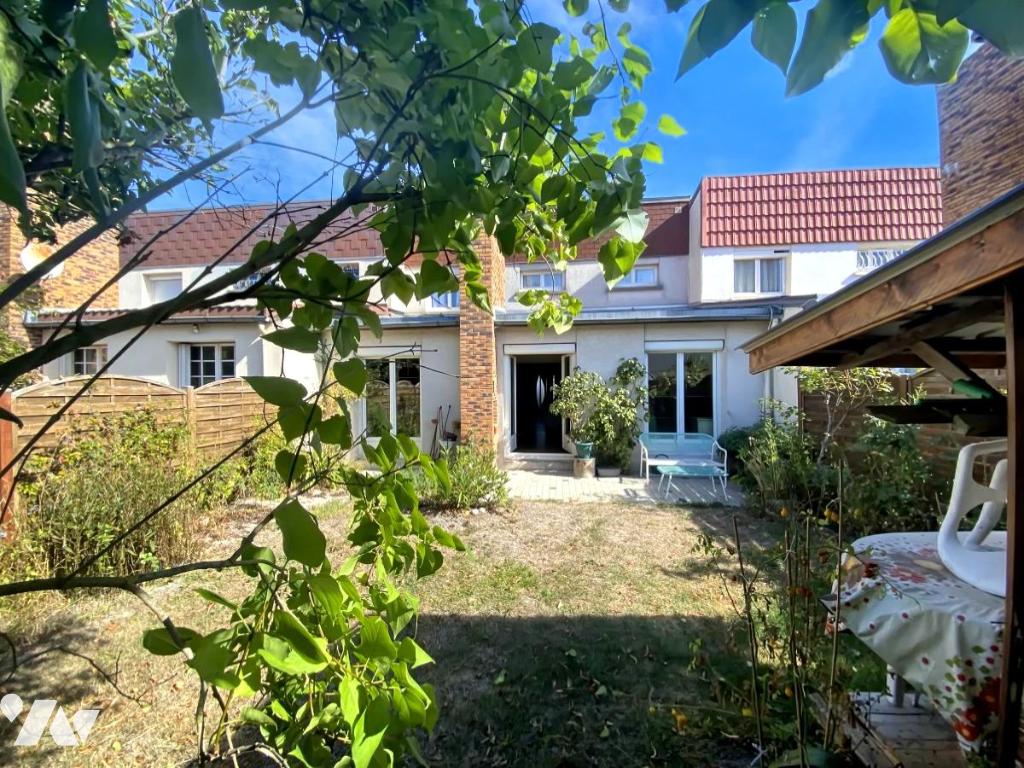 Maison 6 pièces 110 m² · à Bétheny · 110 m² · 245 000 €
