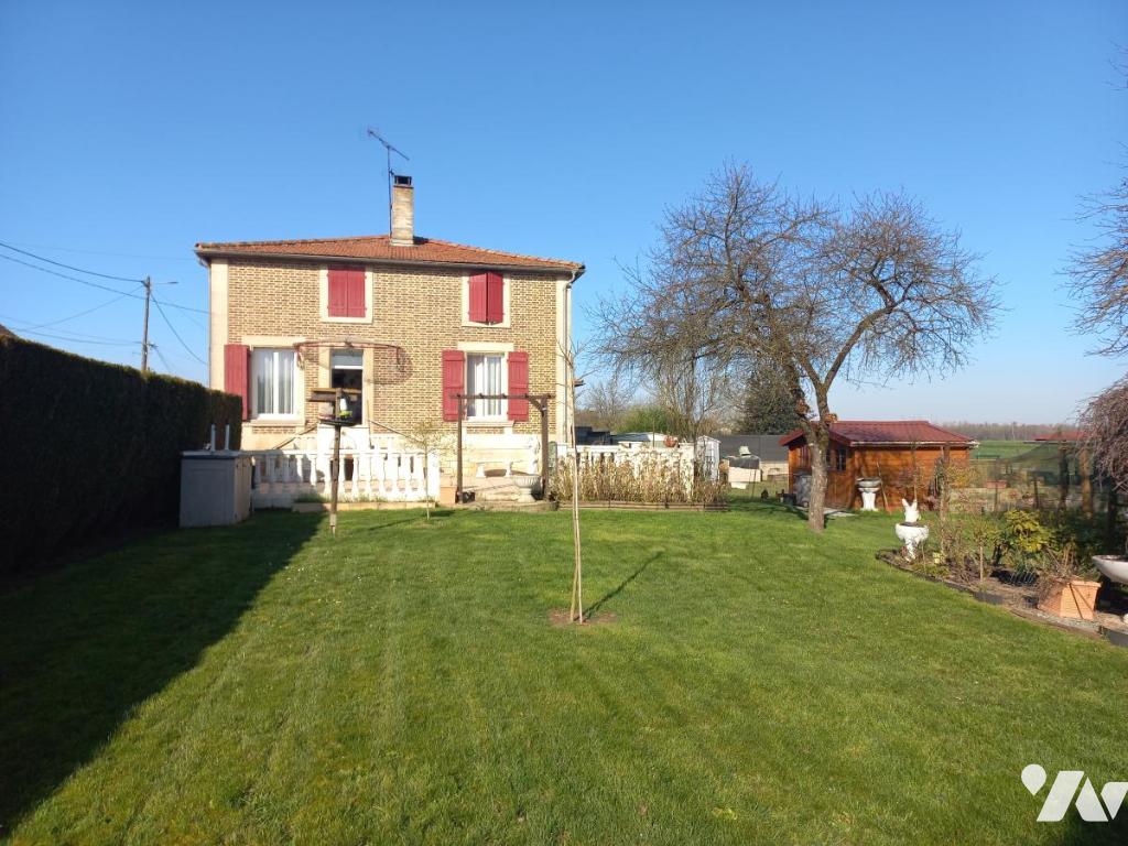 Maison 120m² — Allichamps