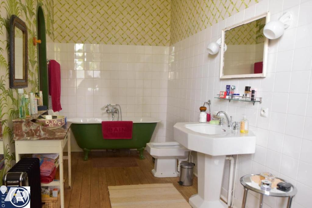 VENTE maison-LAVAL (53)