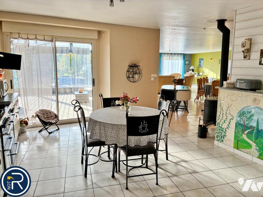 VENTE maison-ARGENTRE (53)