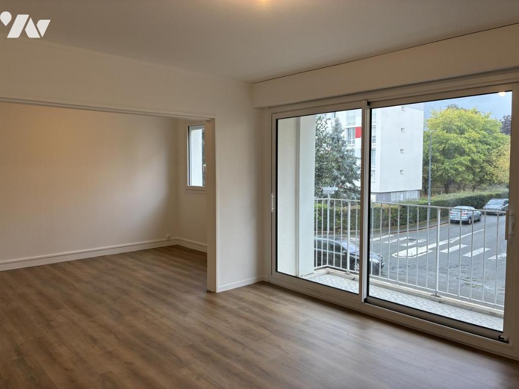 Appartement 5 pièces 102 m² · à Laval · 101,7 m² · 150 000 €