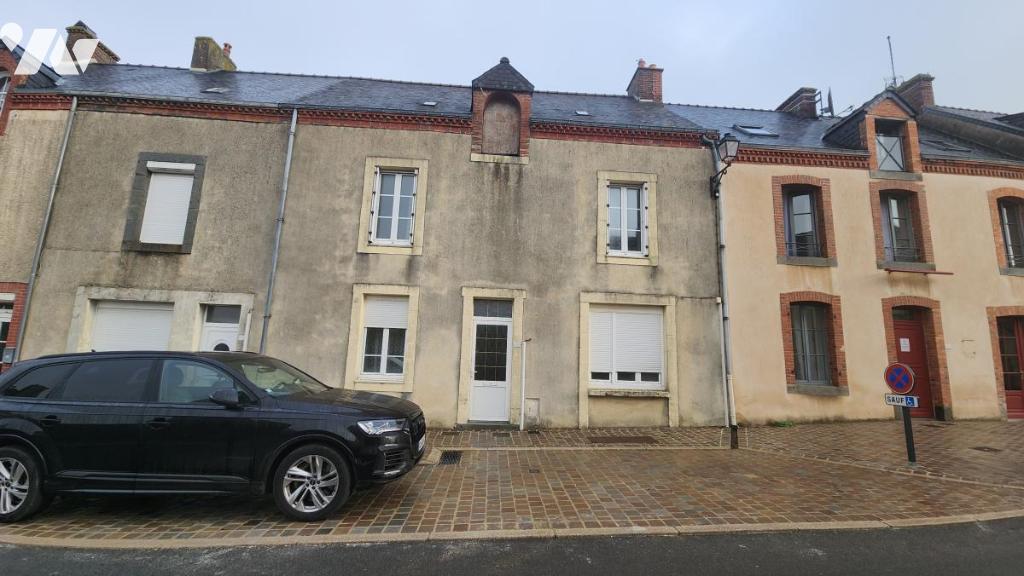 Maison 120 m² · à Sainte-Suzanne-et-Chammes · 120 m² · 60 000 €