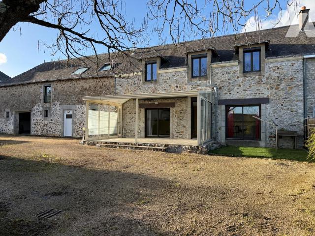 Maison 7 pièces 175 m² · à Louverné · 175 m² · 250 000 €