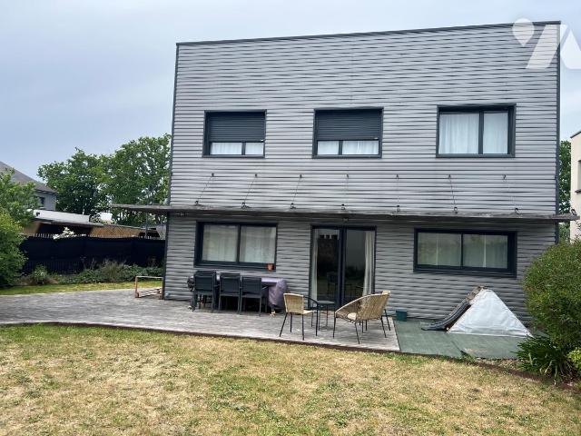 Maison 6 pièces 118 m² · à Laval · 118 m² · 315 000 €