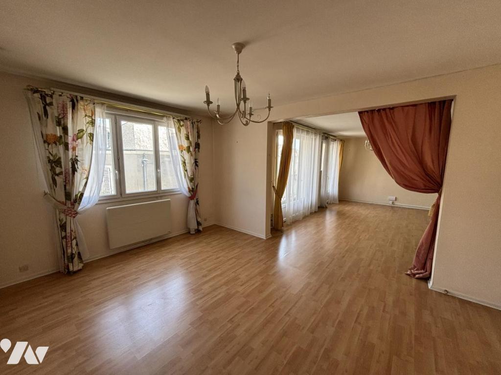 Maison 2 pièces 74 m² · à Laval · 73,9 m² · 500 €