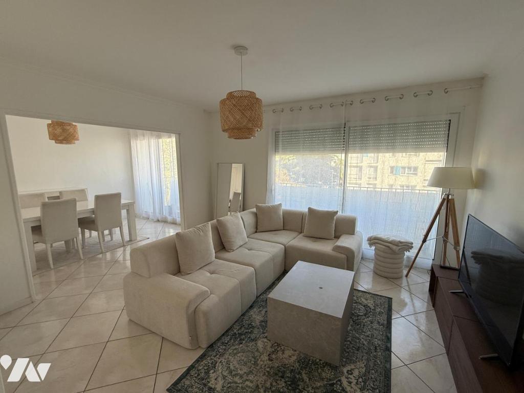 Appartement 91 m² · à Laval · 91 m² · 130 000 €