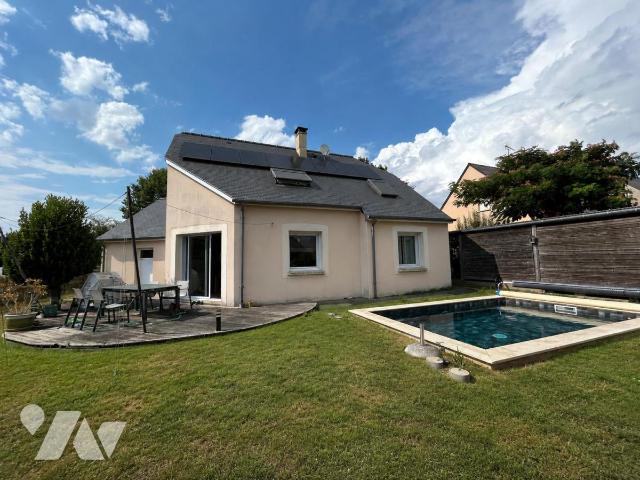 Maison 6 pièces 126 m² · à Ahuillé · 126 m² · 250 000 €
