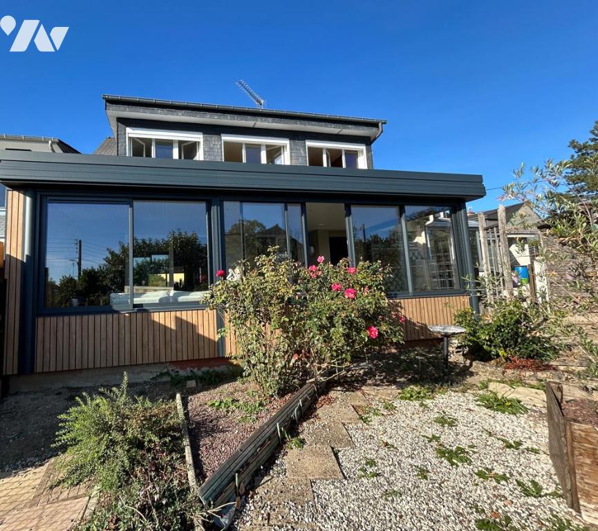 Maison 6 pièces 134 m² · à Laval · 134 m² · 230 000 €