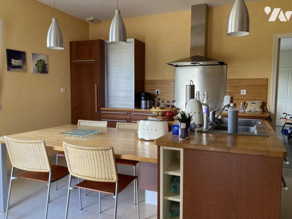 VENTE maison-LAVAL (53)