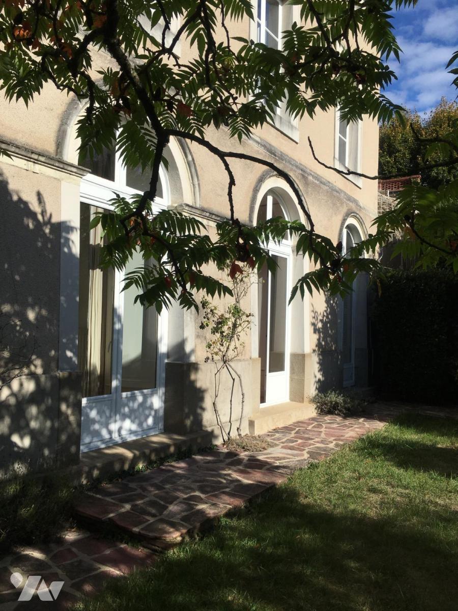Appartement 120 m² · à Laval · 120 m² · 1 000 €/mois