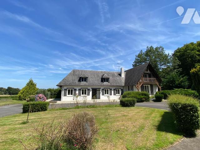 Maison 10 pièces 263 m² · à Saint-Pierre-la-Cour · 263 m² · 235 000 €