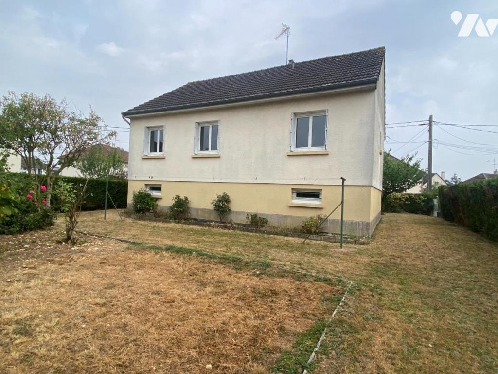 Maison 4 pièces 82 m² · à Laval · 82 m² · 140 000 €
