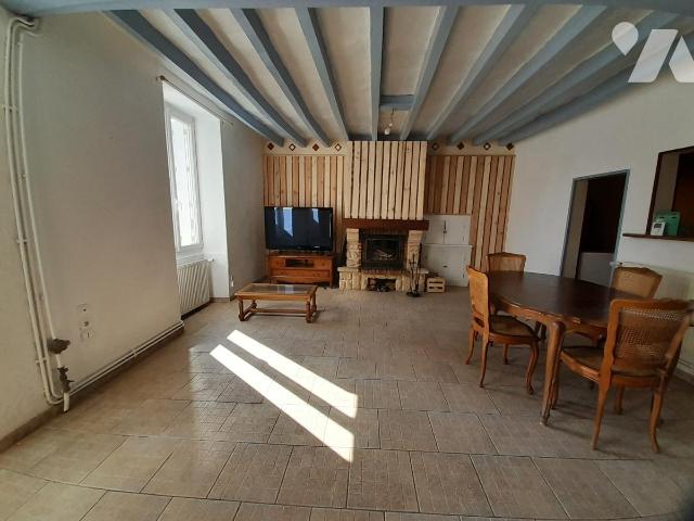 Maison 5 pièces 130 m² · à Blandouet-Saint Jean · 130 m² · 95 000 €