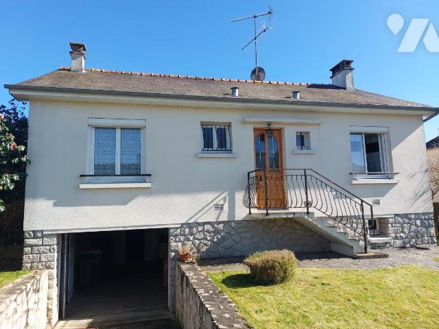 Maison 4 pièces 84 m² · à Méral · 83,9 m² · 100 000 €